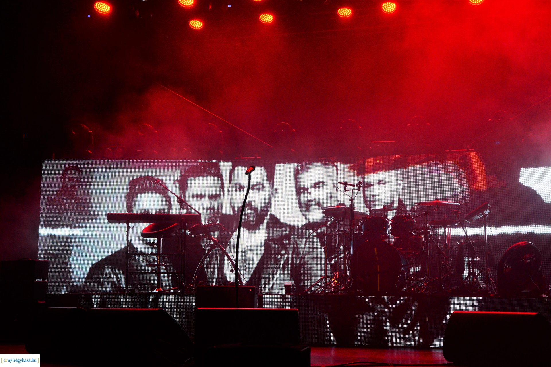 VIDOR hangulat - csütörtök