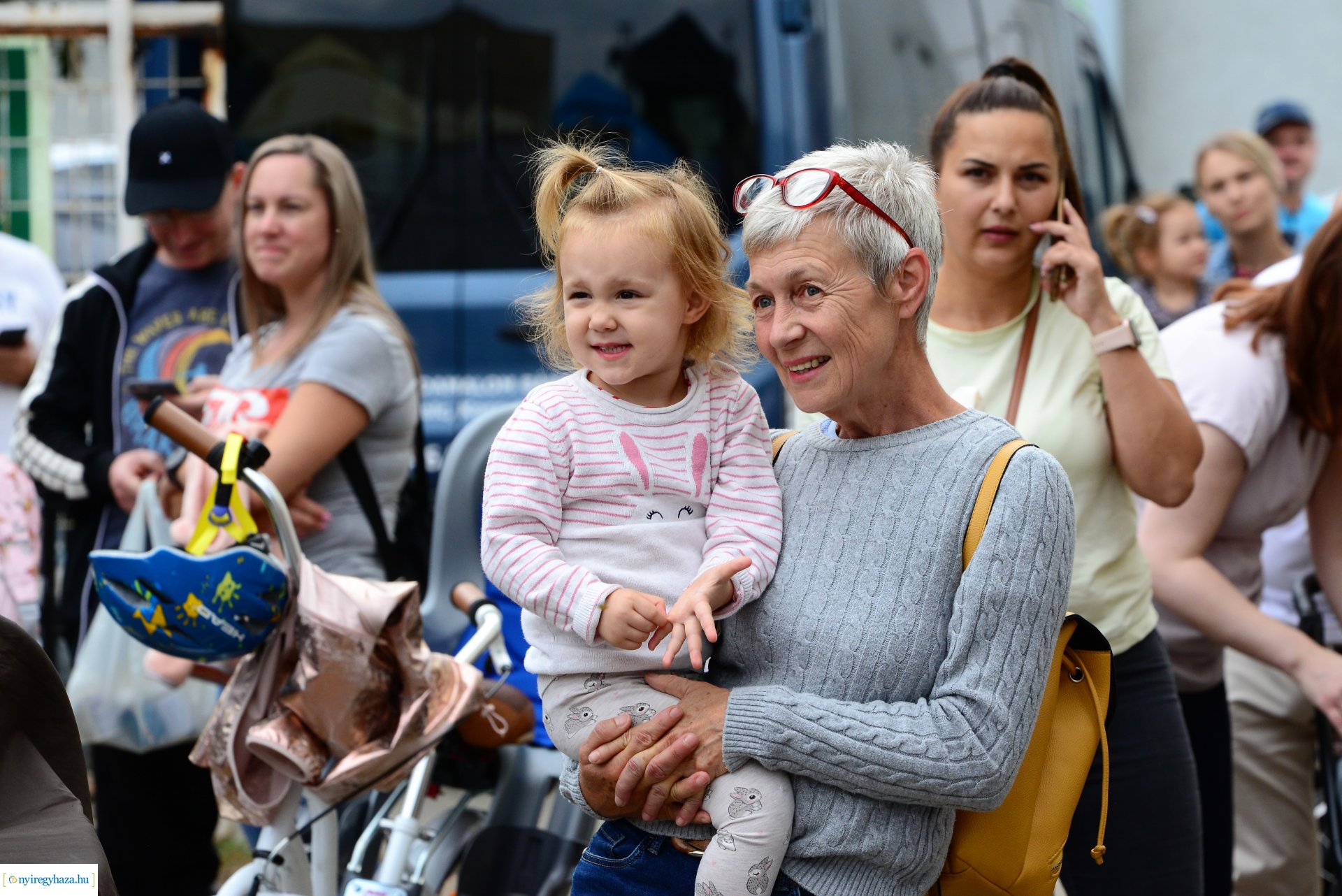 VIDOR hangulat - csütörtök