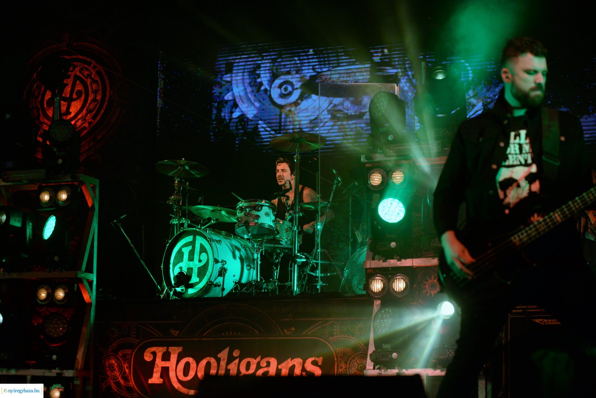 VIDOR hangulat - péntek este