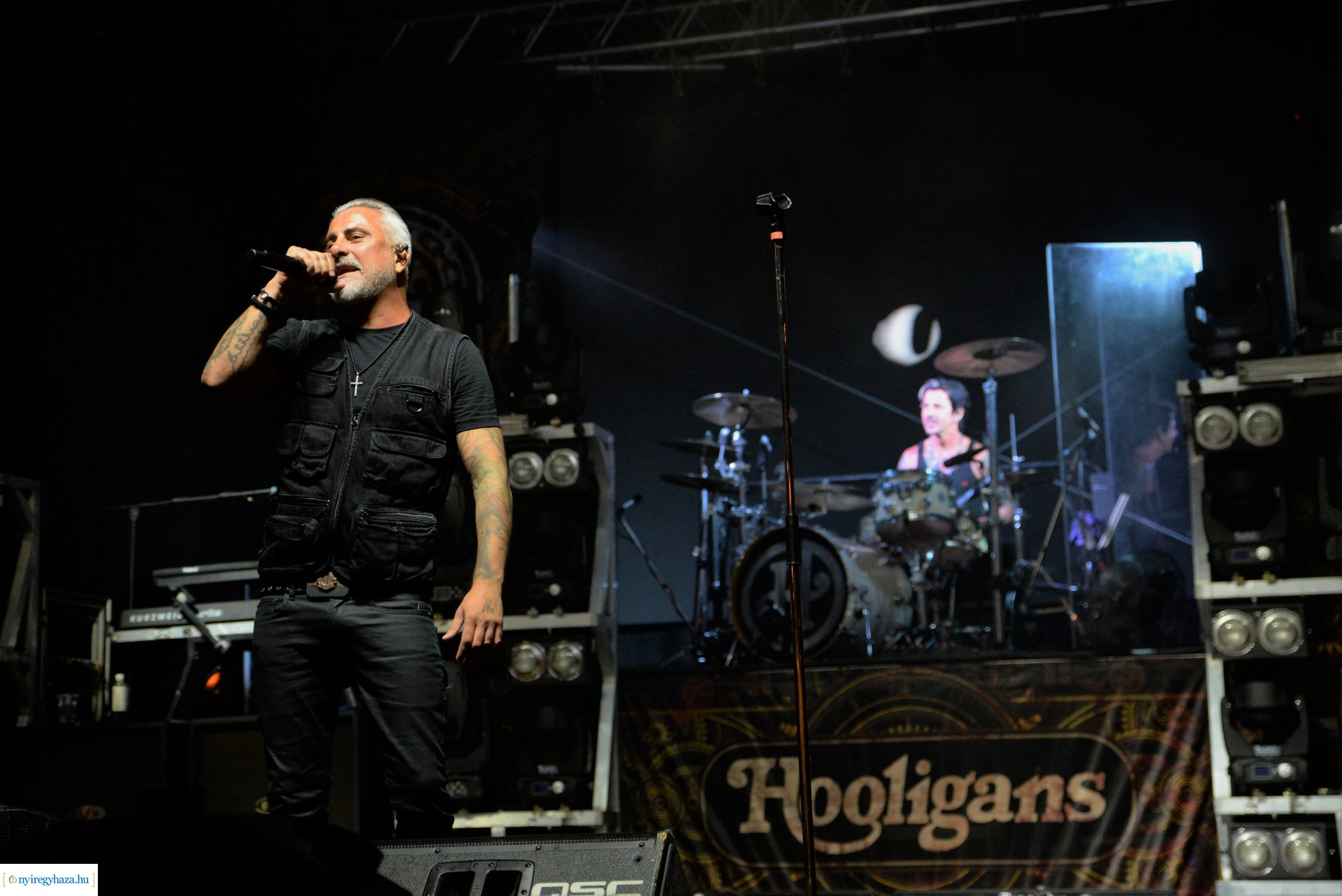 VIDOR hangulat - péntek este