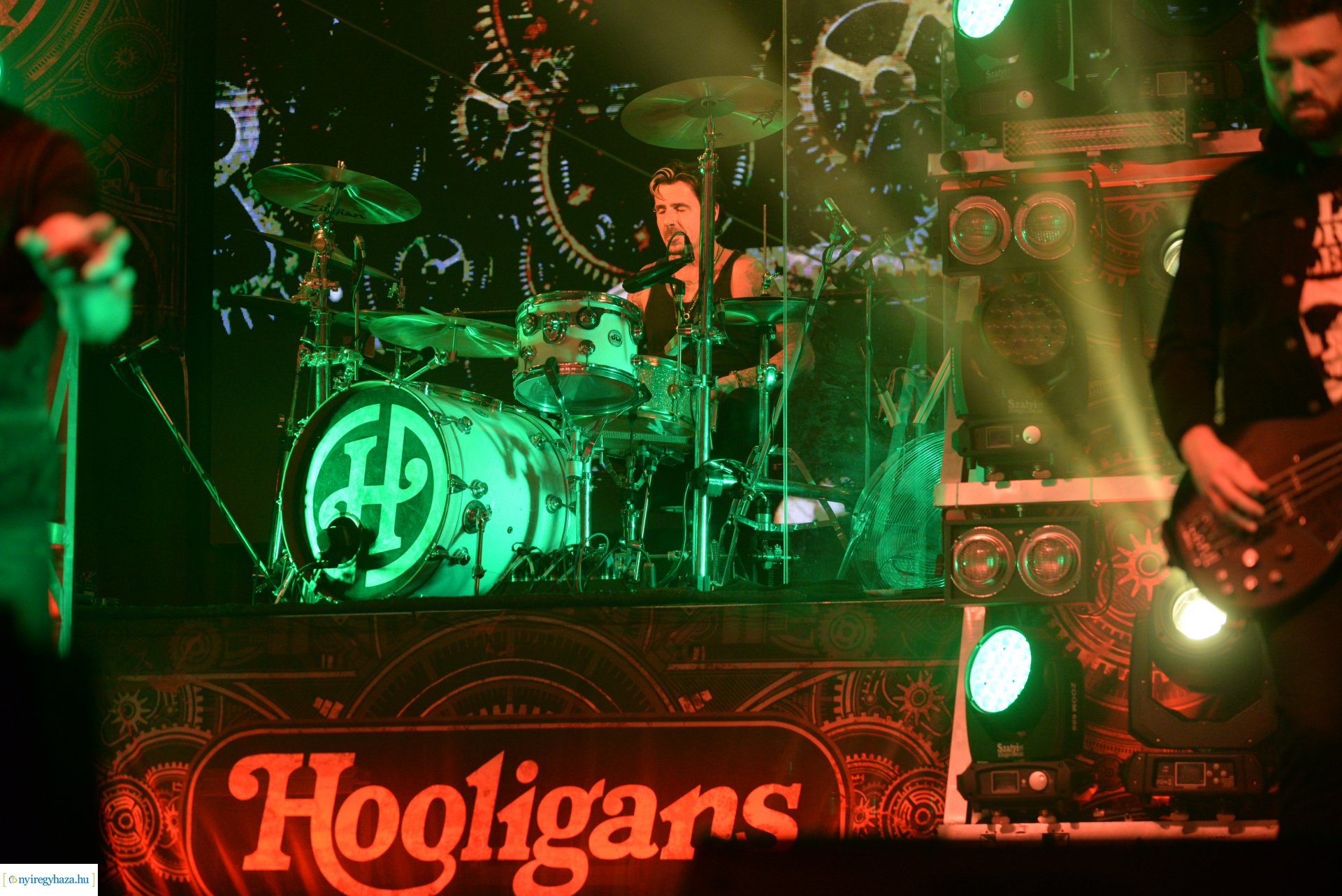 VIDOR hangulat - péntek este