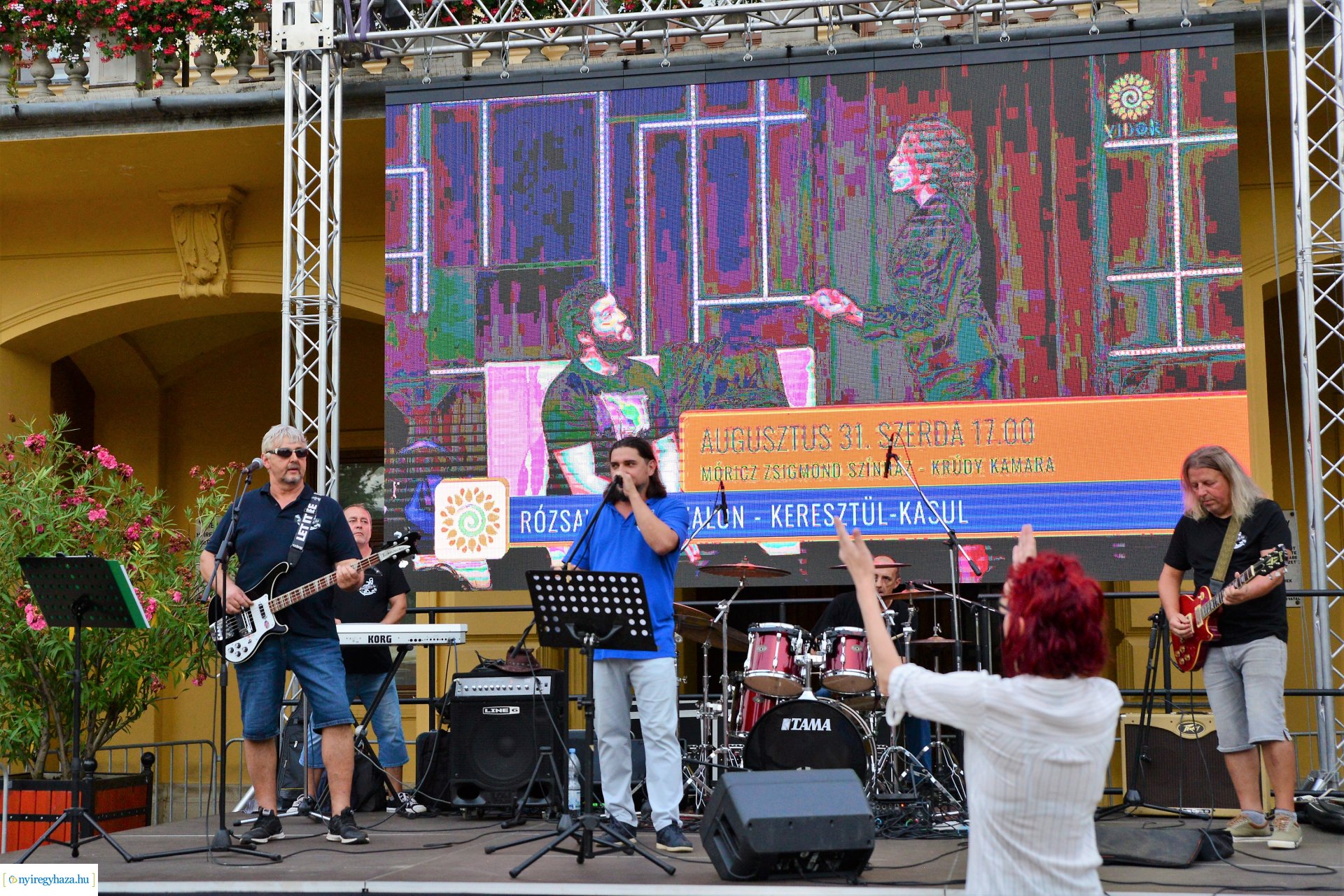 VIDOR hangulat - szombat este