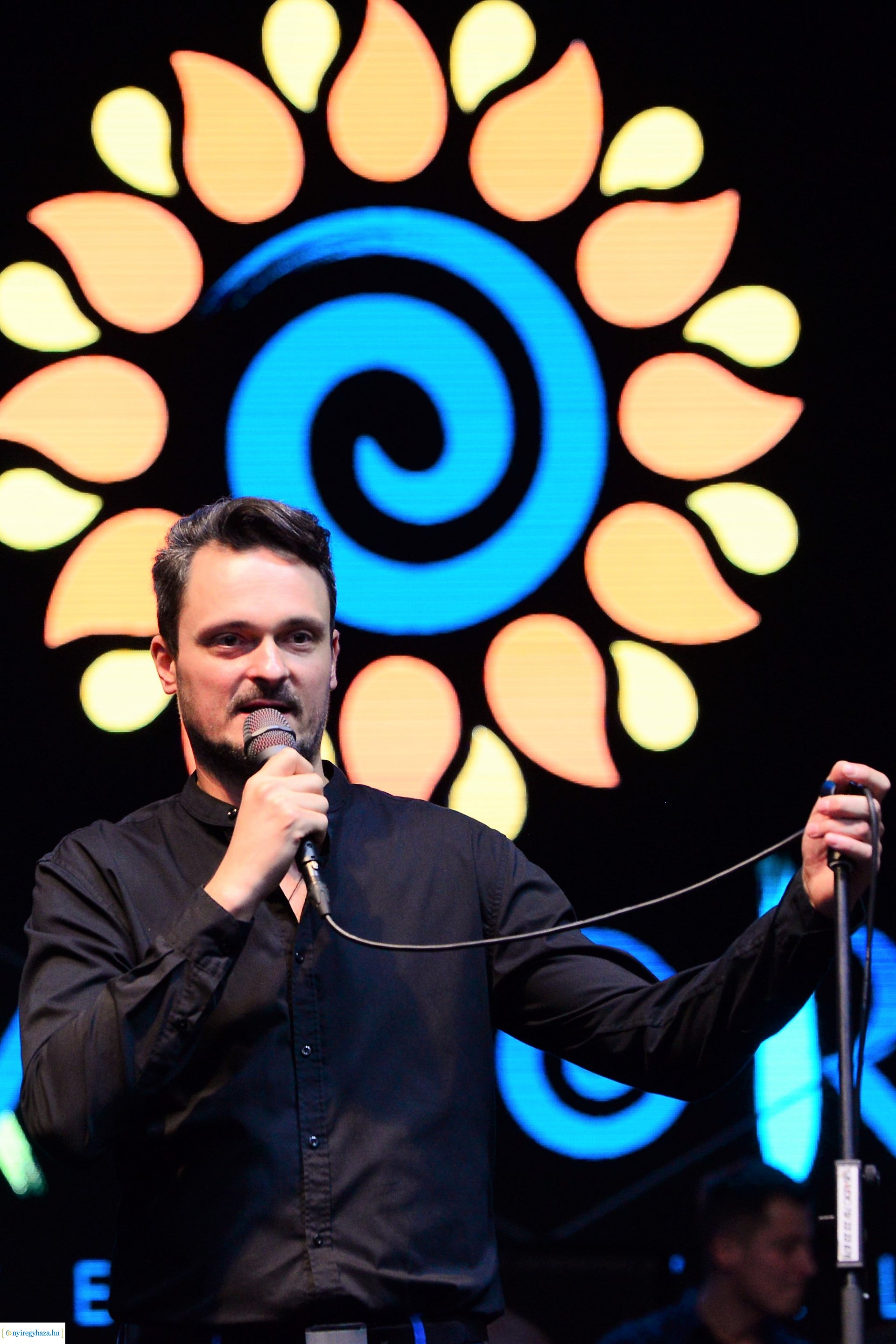 VIDOR hangulat - szombat este