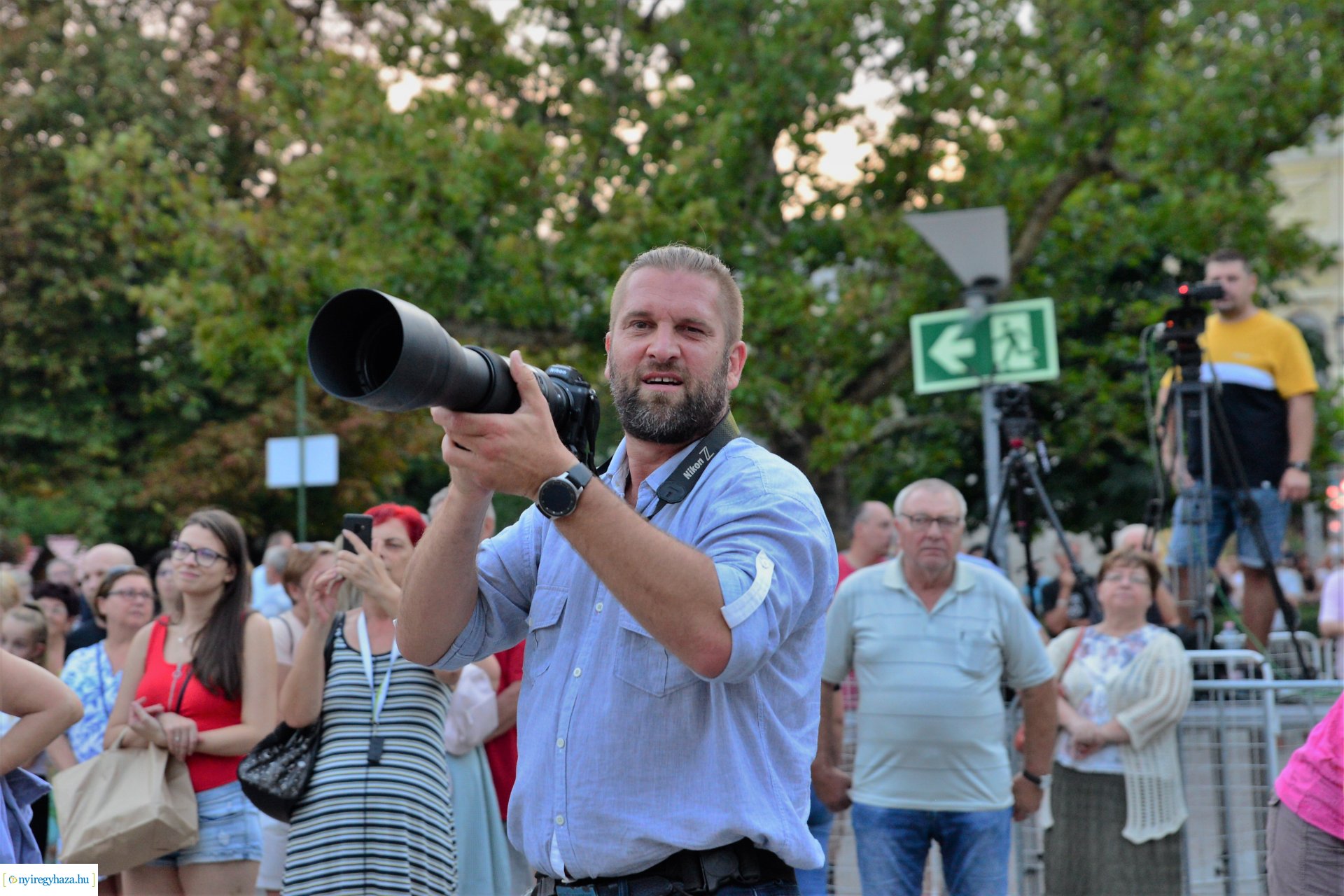 VIDOR hangulat - szombat este