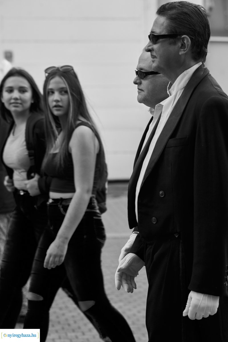 VIDOR XX. fekete-fehérben