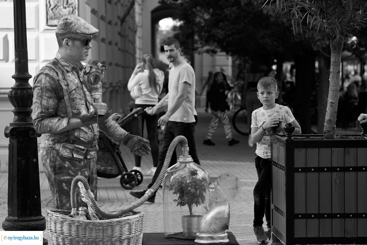 VIDOR XX. fekete-fehérben