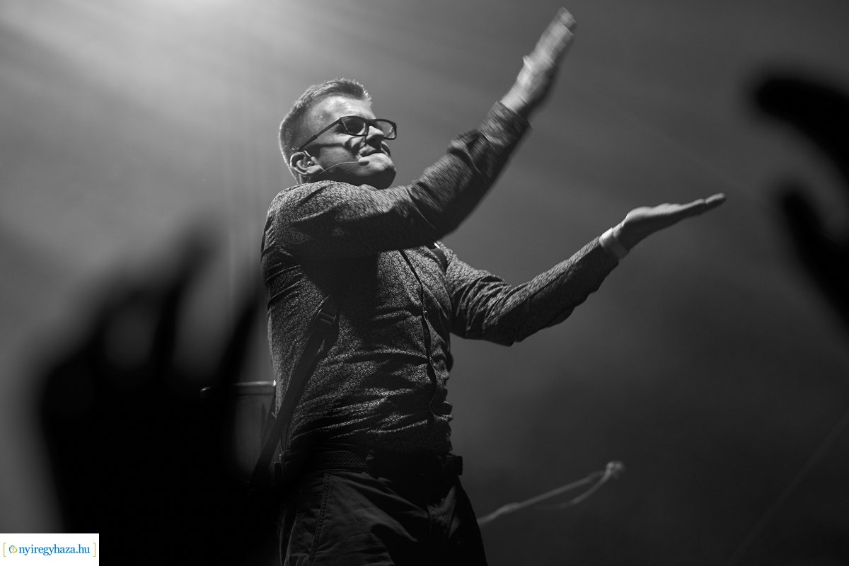 VIDOR XX. fekete-fehérben