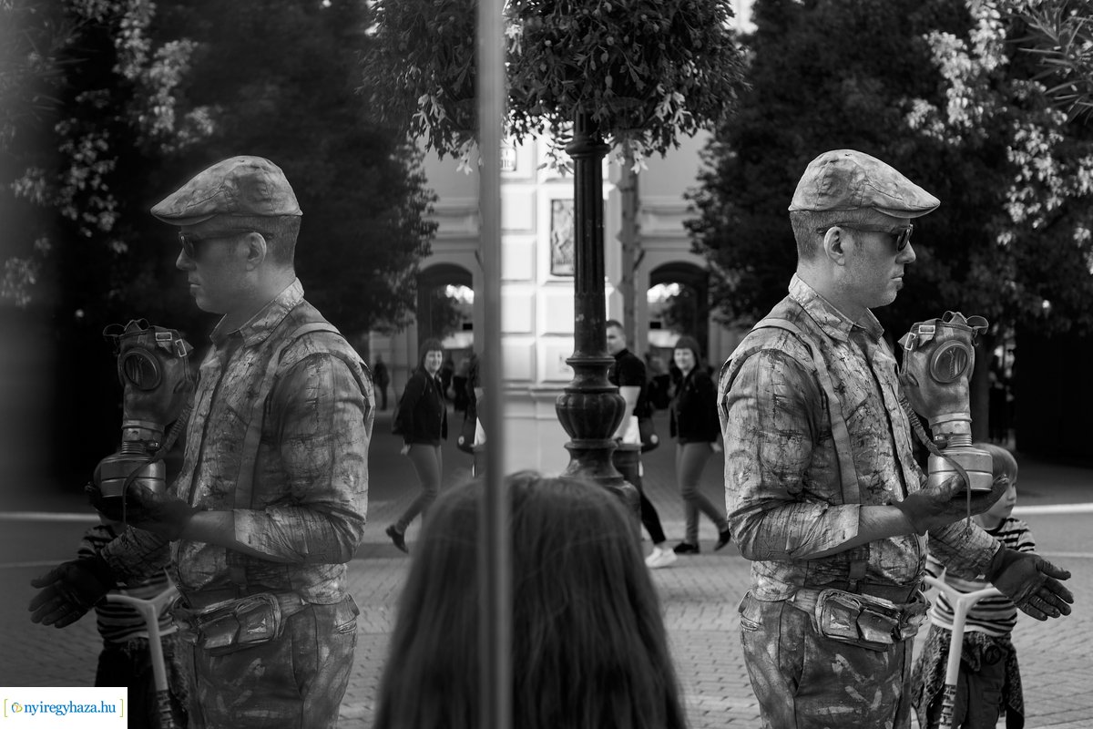 VIDOR XX. fekete-fehérben