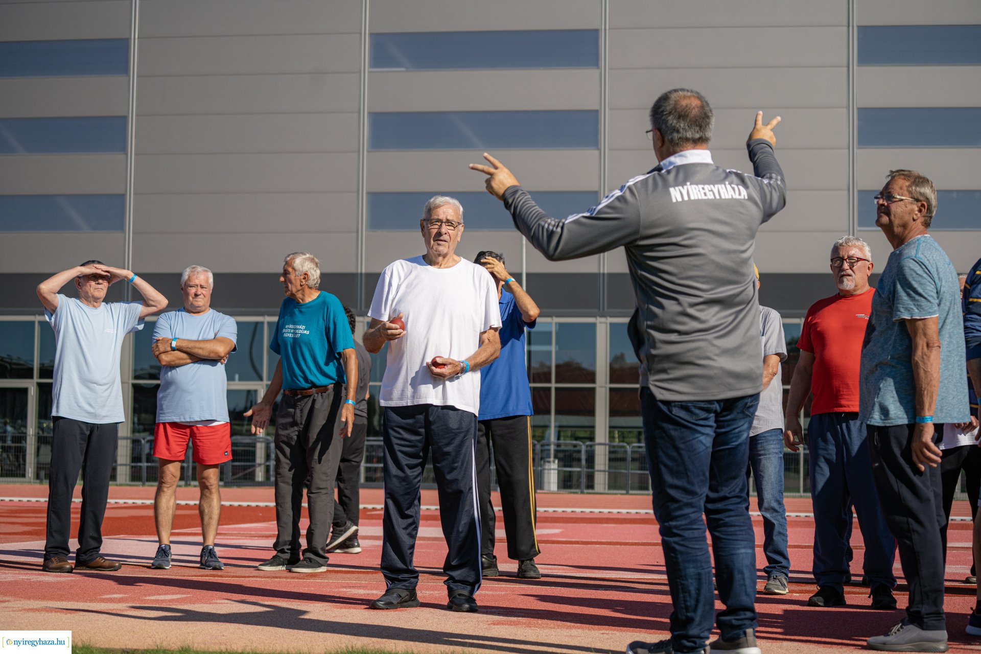 VIII. Szépkorúak Sporttalálkozója az Atlétikai Centrumban