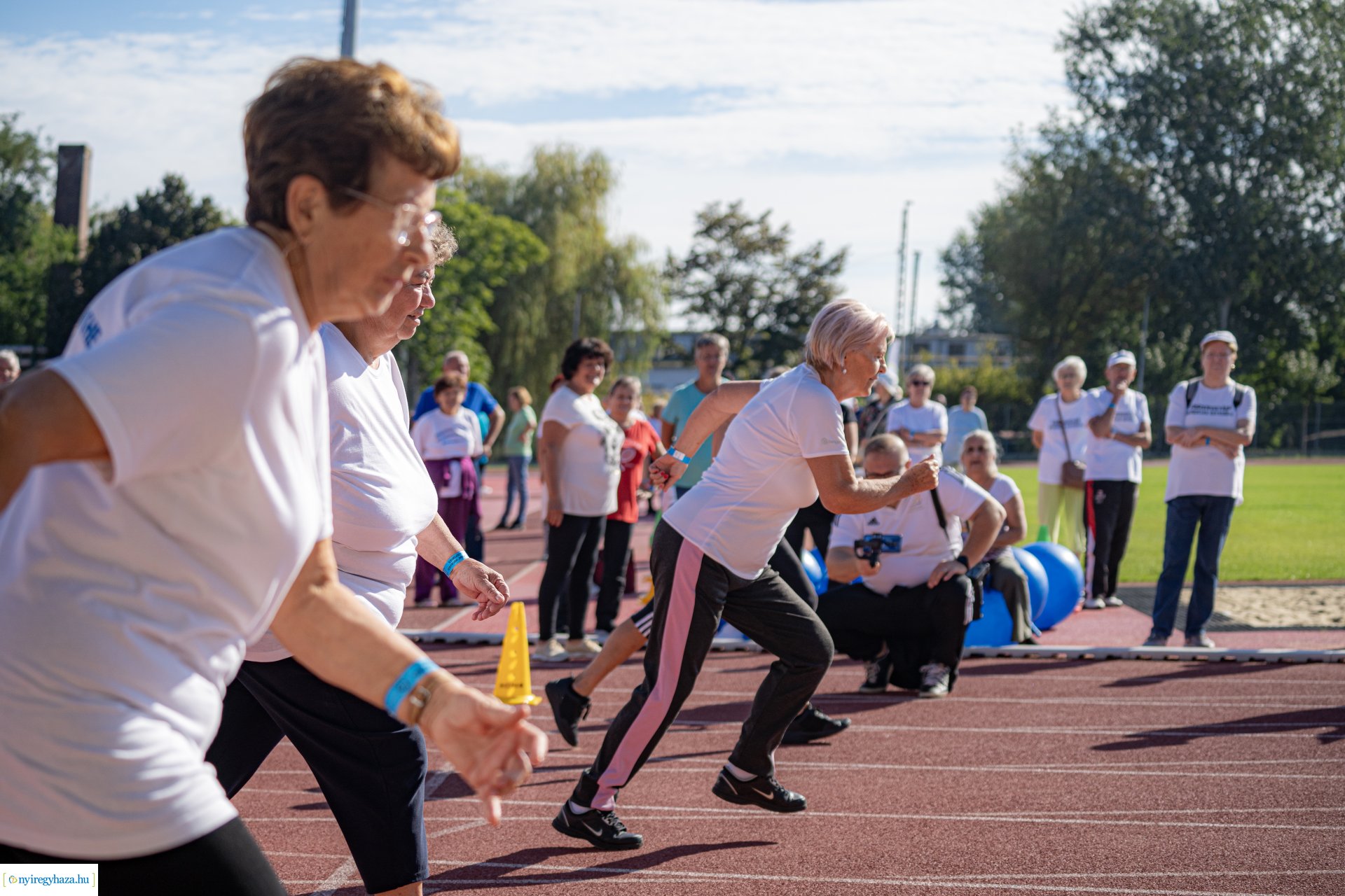 VIII. Szépkorúak Sporttalálkozója az Atlétikai Centrumban