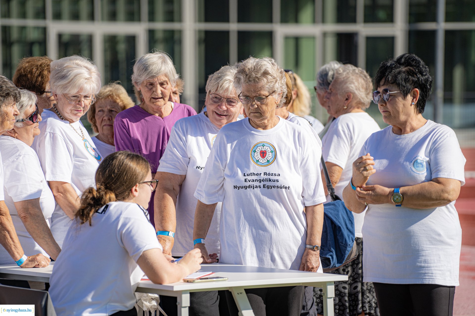 VIII. Szépkorúak Sporttalálkozója az Atlétikai Centrumban