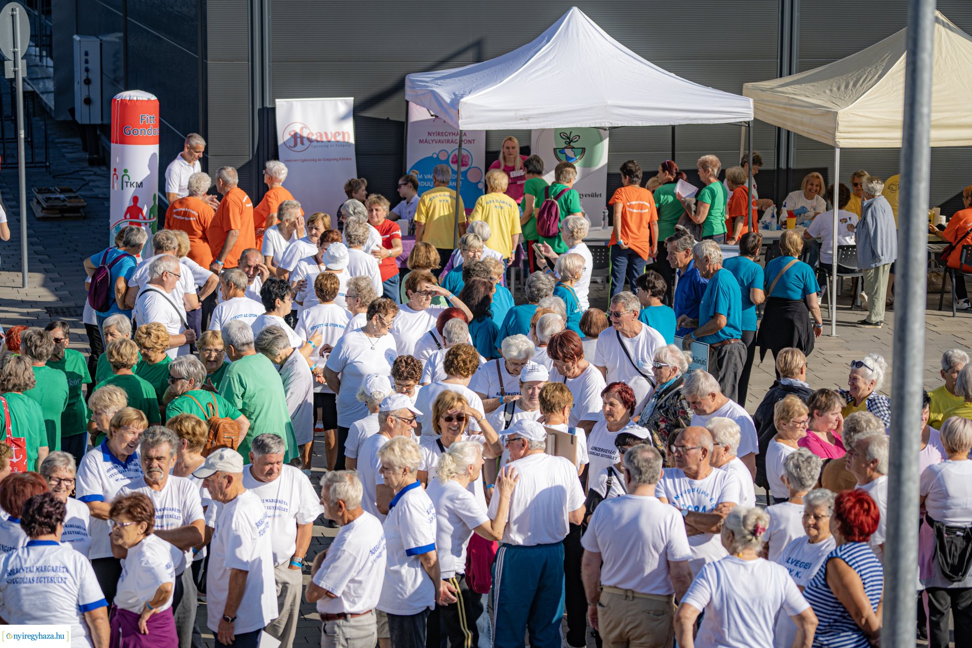 VIII. Szépkorúak Sporttalálkozója az Atlétikai Centrumban