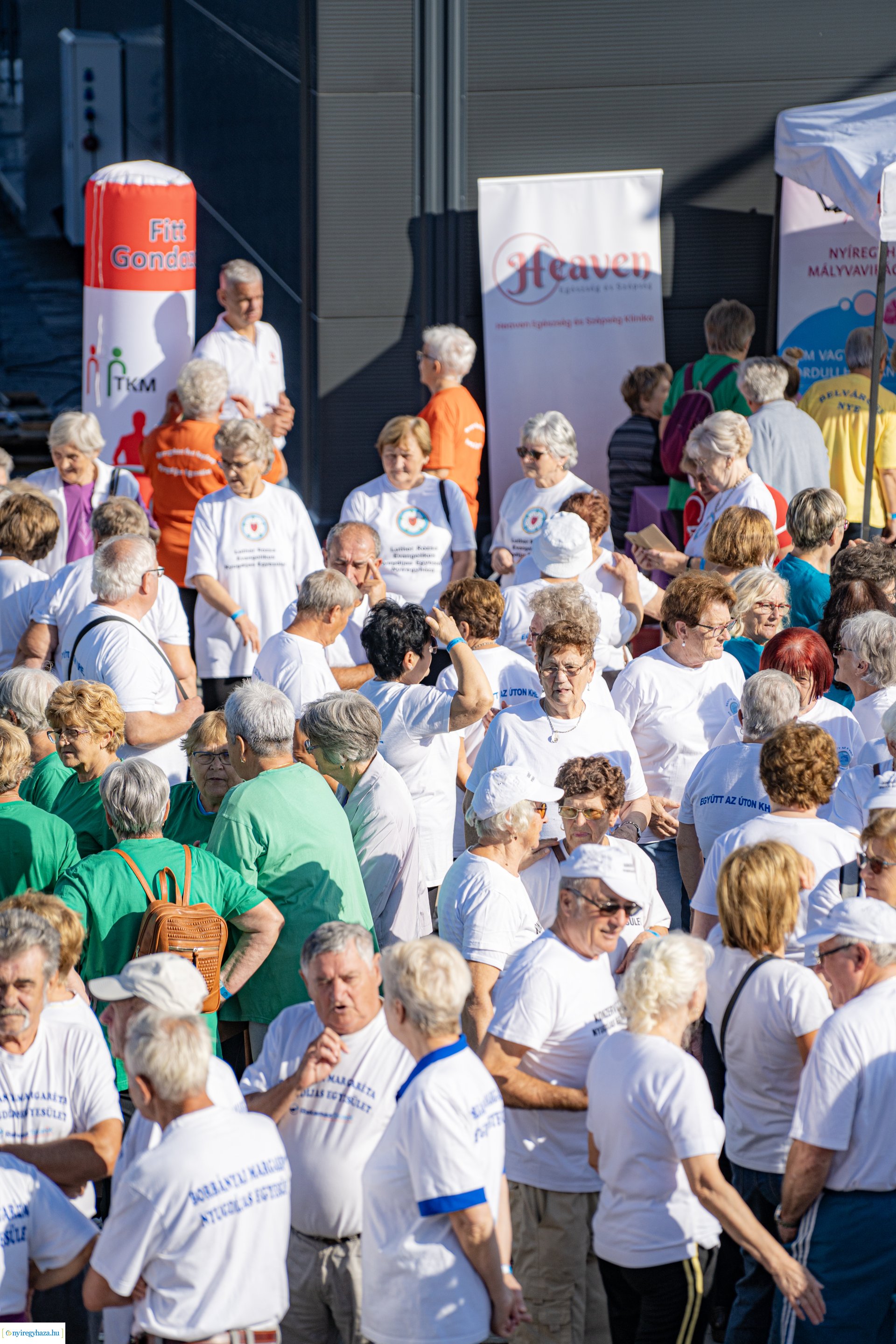 VIII. Szépkorúak Sporttalálkozója az Atlétikai Centrumban