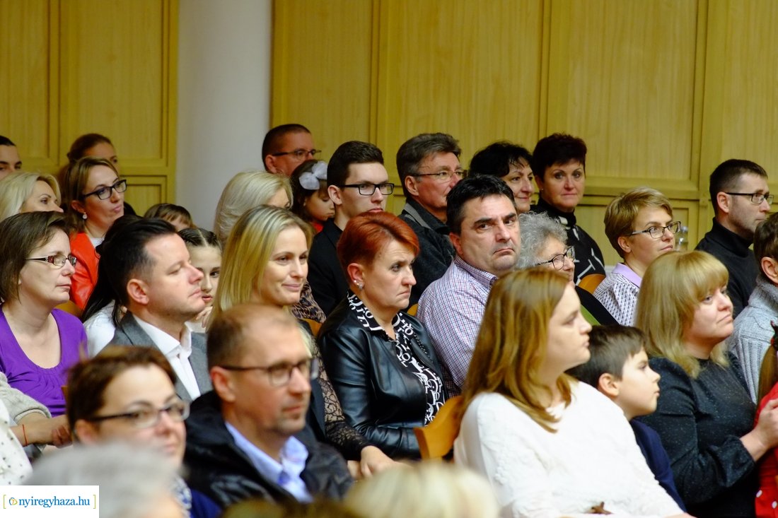 Vikár Karácsony 2022