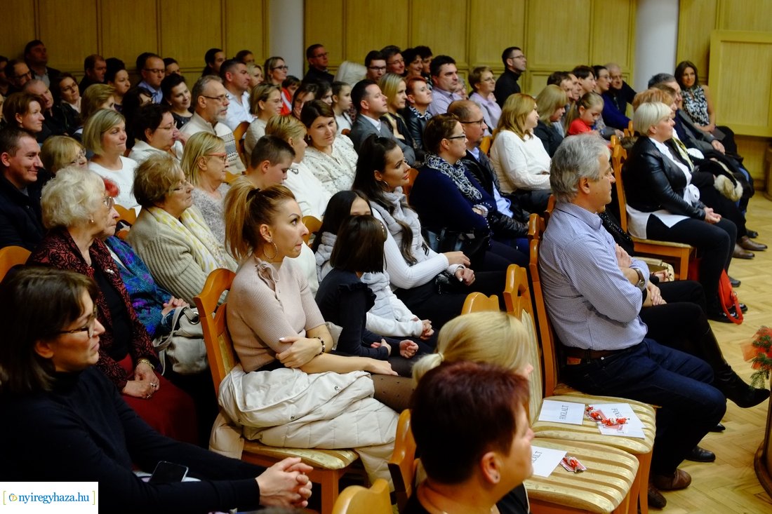 Vikár Karácsony 2022