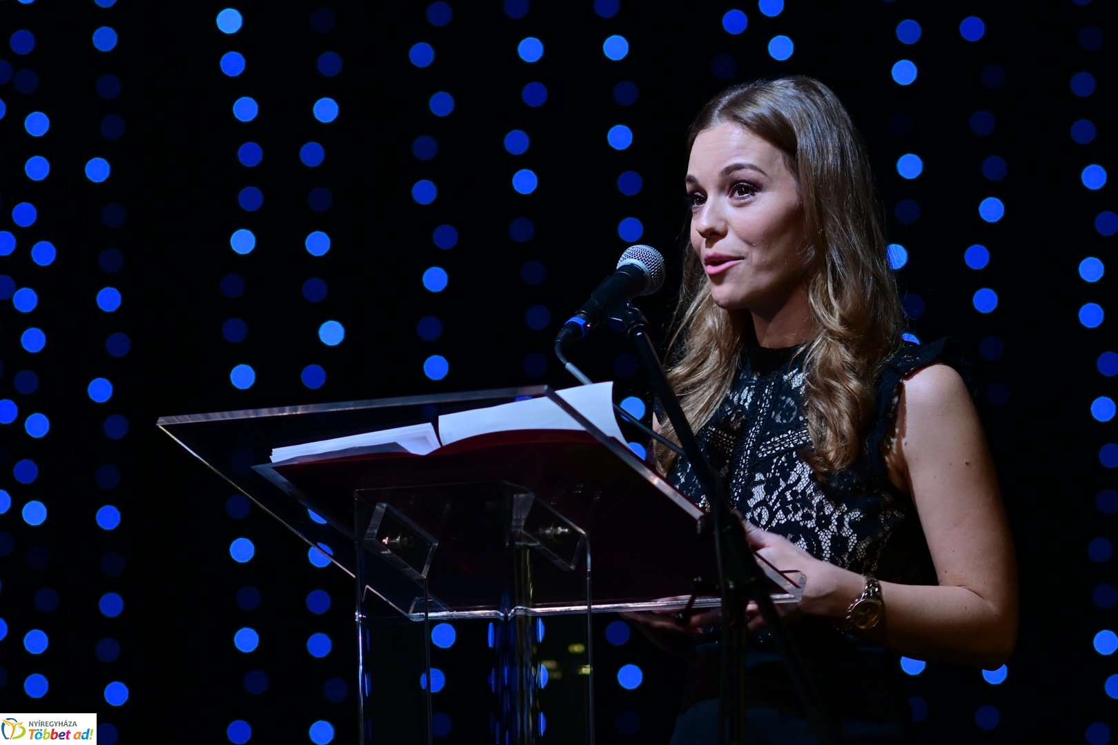 Vikár Karácsony a kulturális központban - 2025