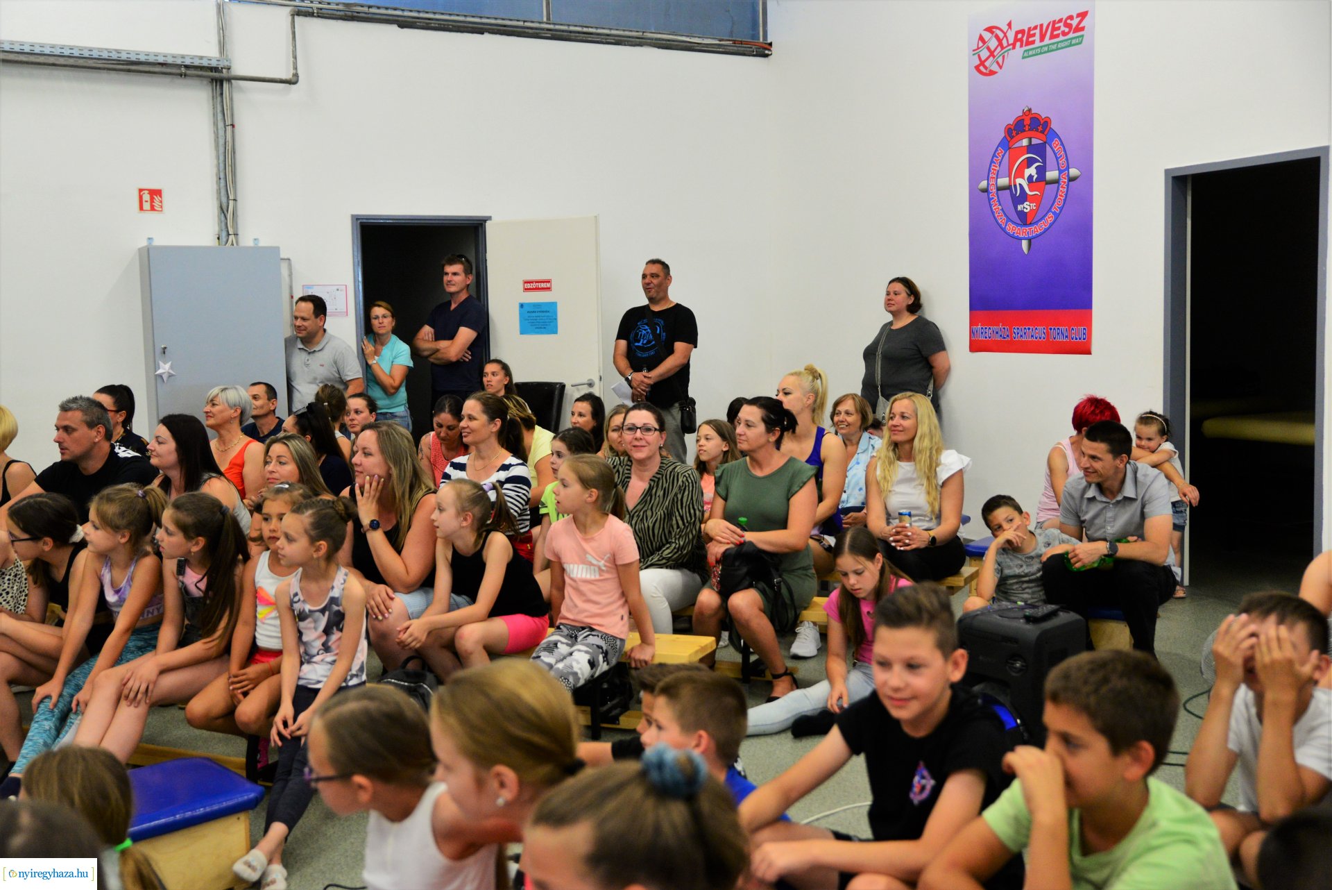 Világbajokait köszöntötte a Spartacus Torna CLub