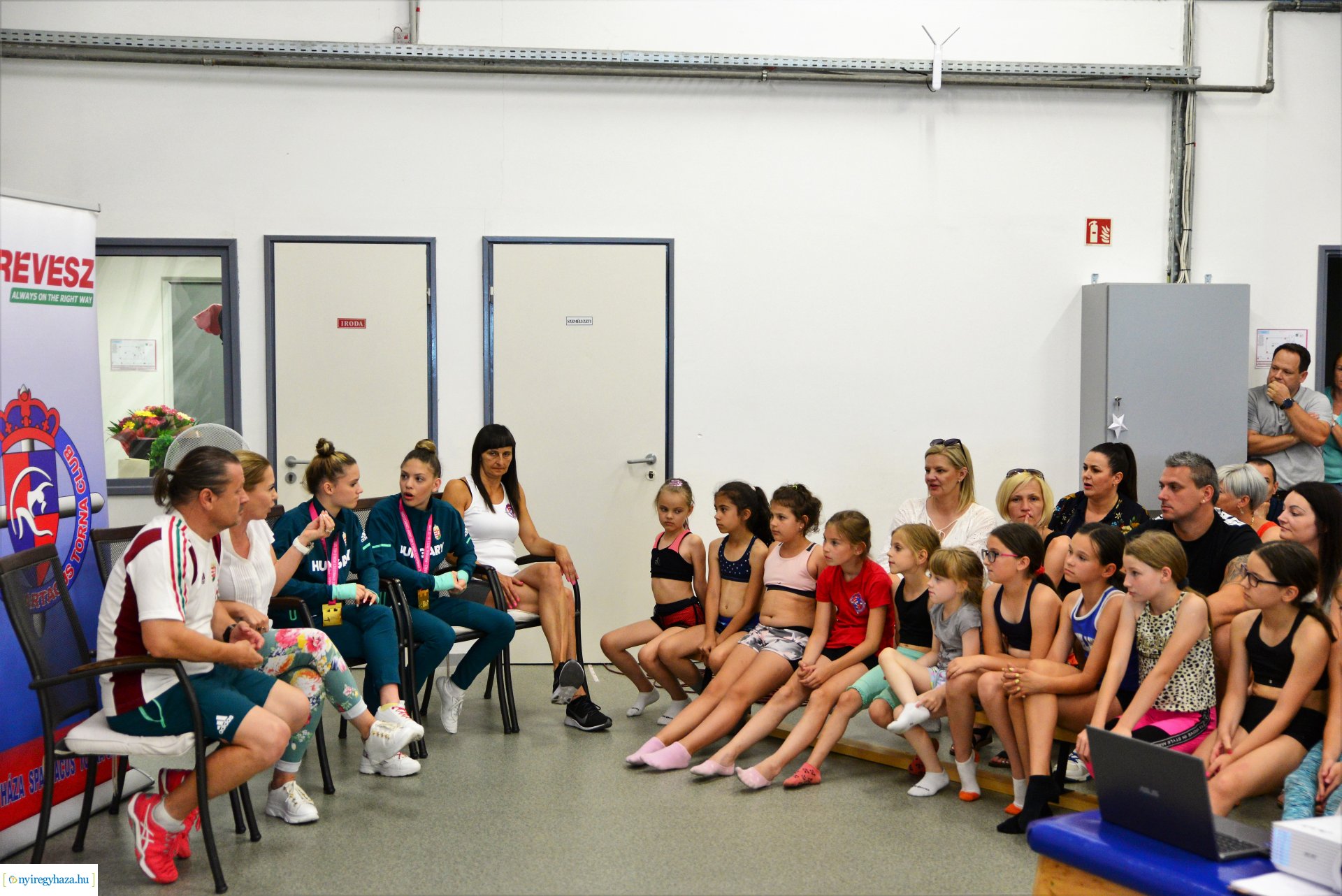 Világbajokait köszöntötte a Spartacus Torna CLub