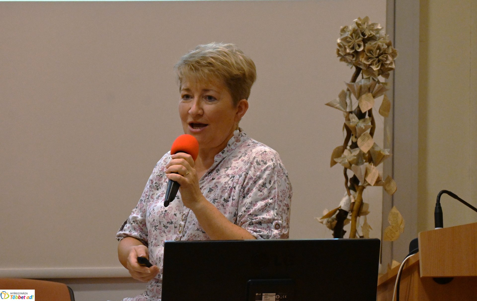 Világjárás Joó Csabával az OPI szervezésében