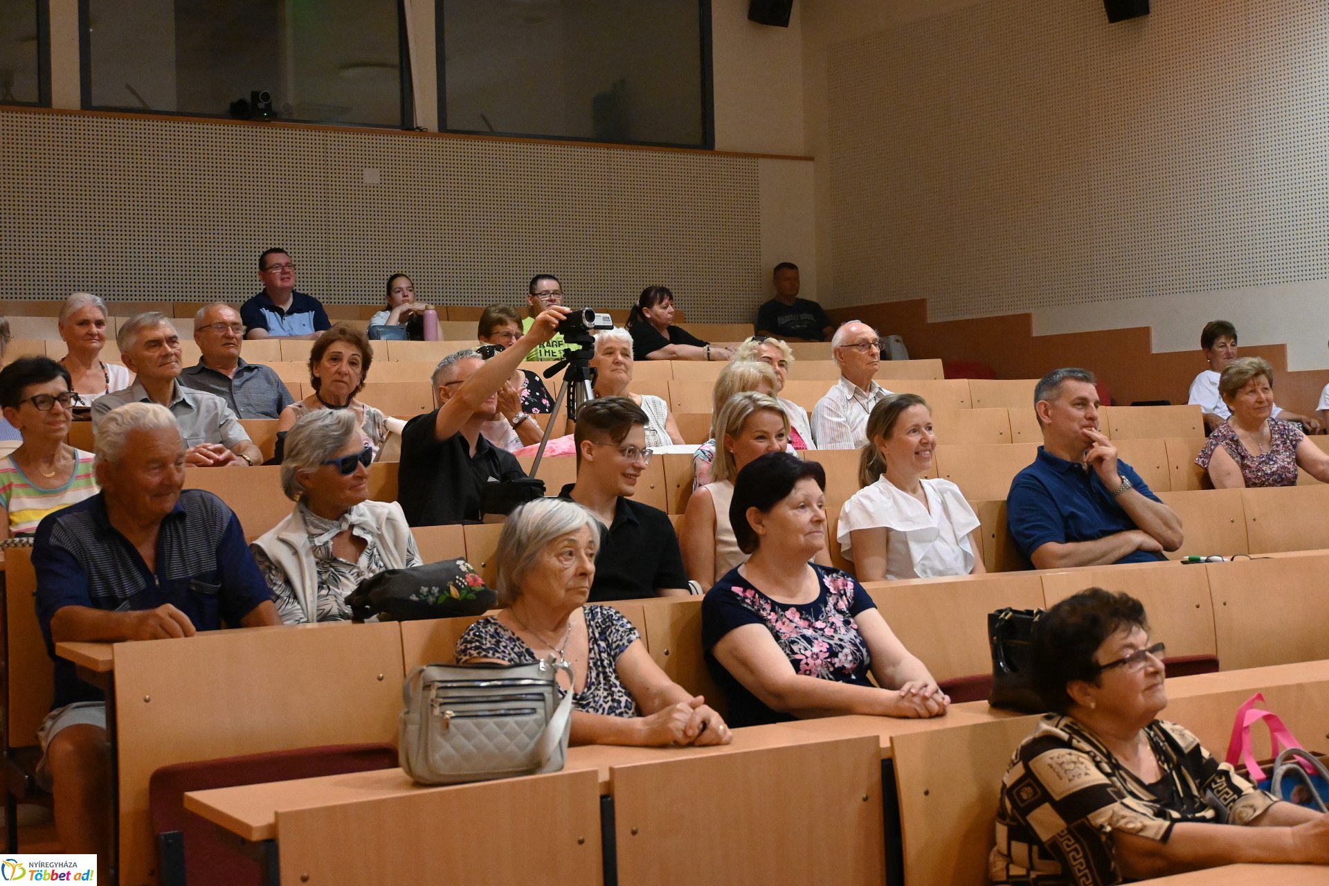 Világjárás Joó Csabával az OPI szervezésében