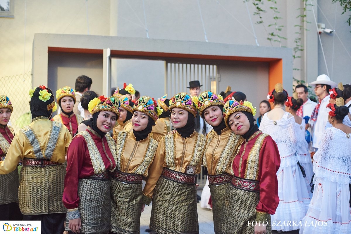 Világok tánca 2019