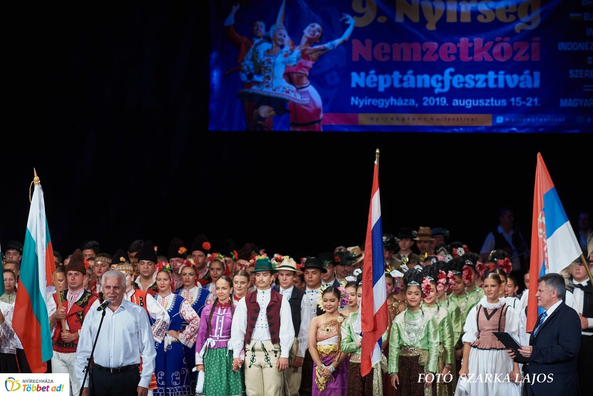 Világok tánca 2019