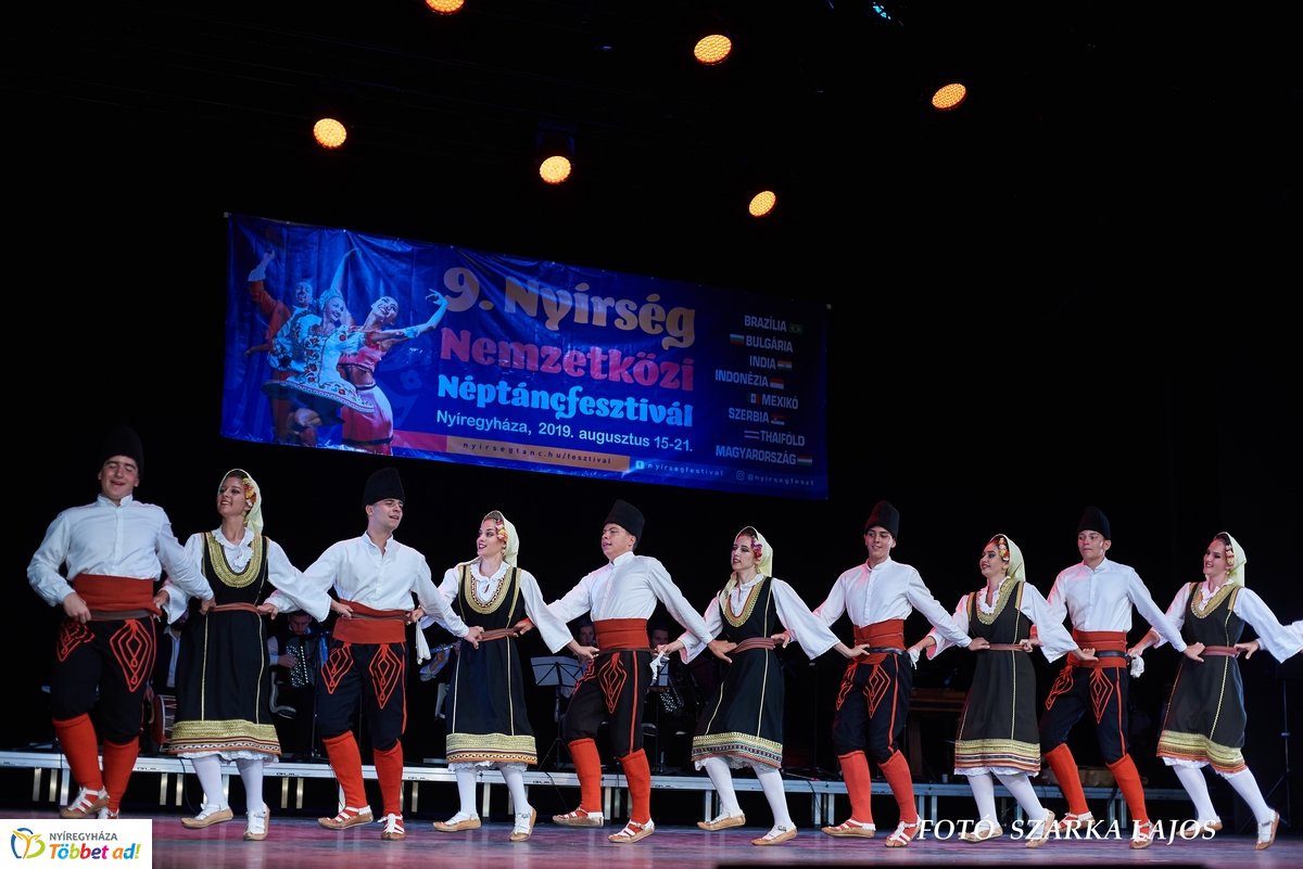 Világok tánca 2019