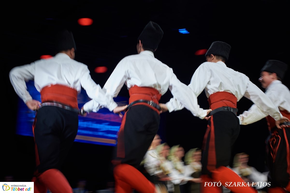 Világok tánca 2019