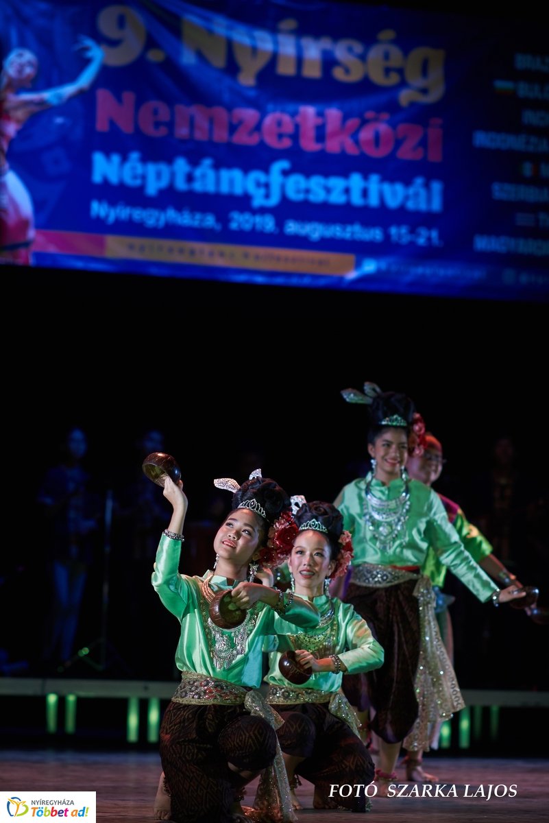 Világok tánca 2019