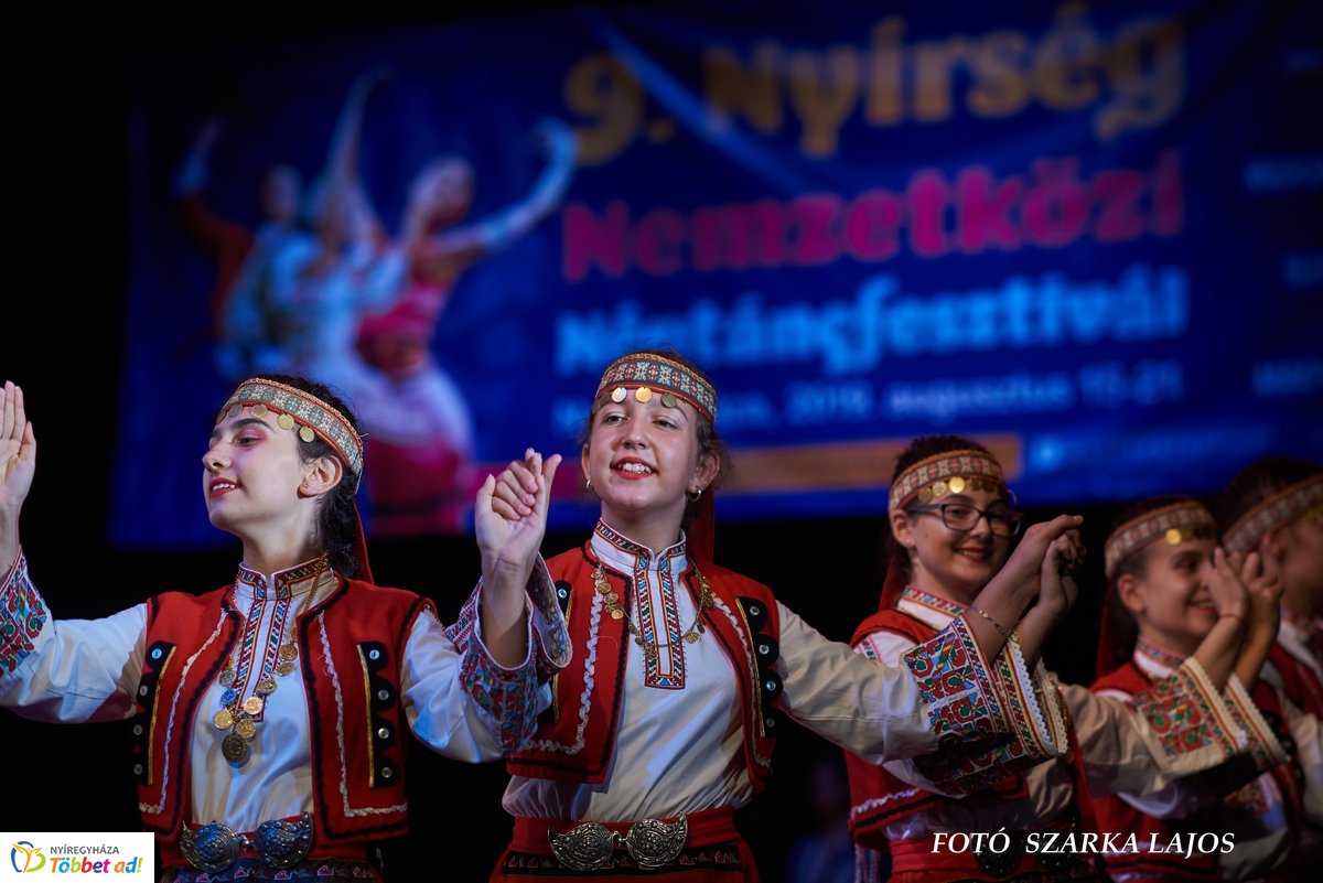 Világok tánca 2019