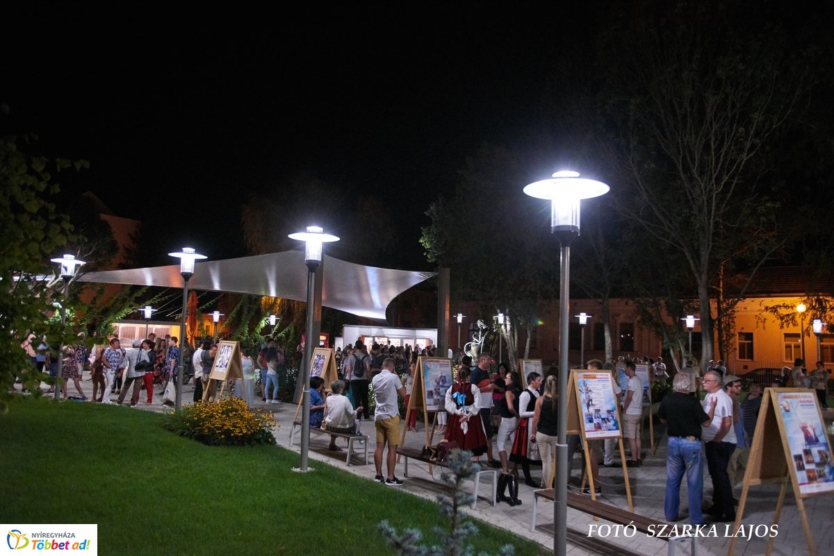 Világok tánca 2019