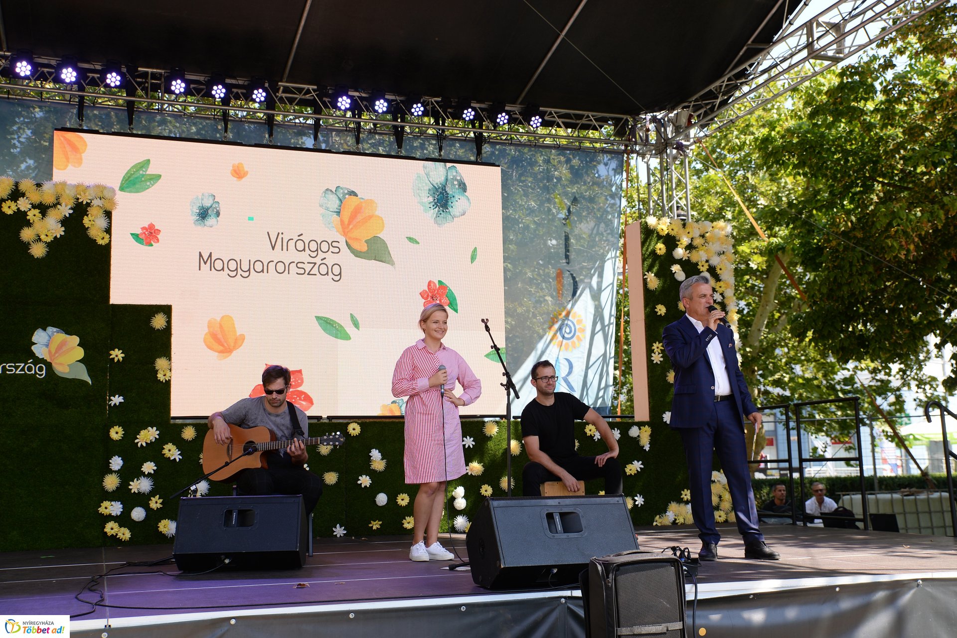 Virágos Magyarország - díjátadó a Kossuth téren