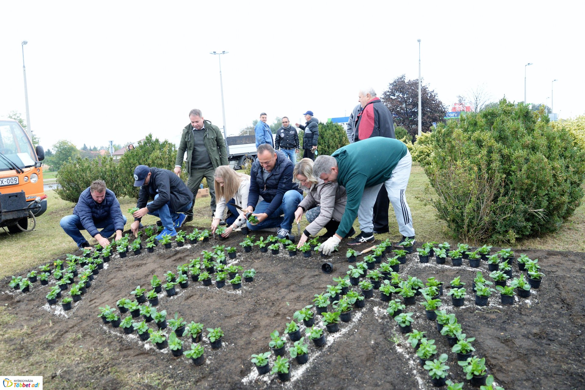 Virágültetés a Kertvárosban