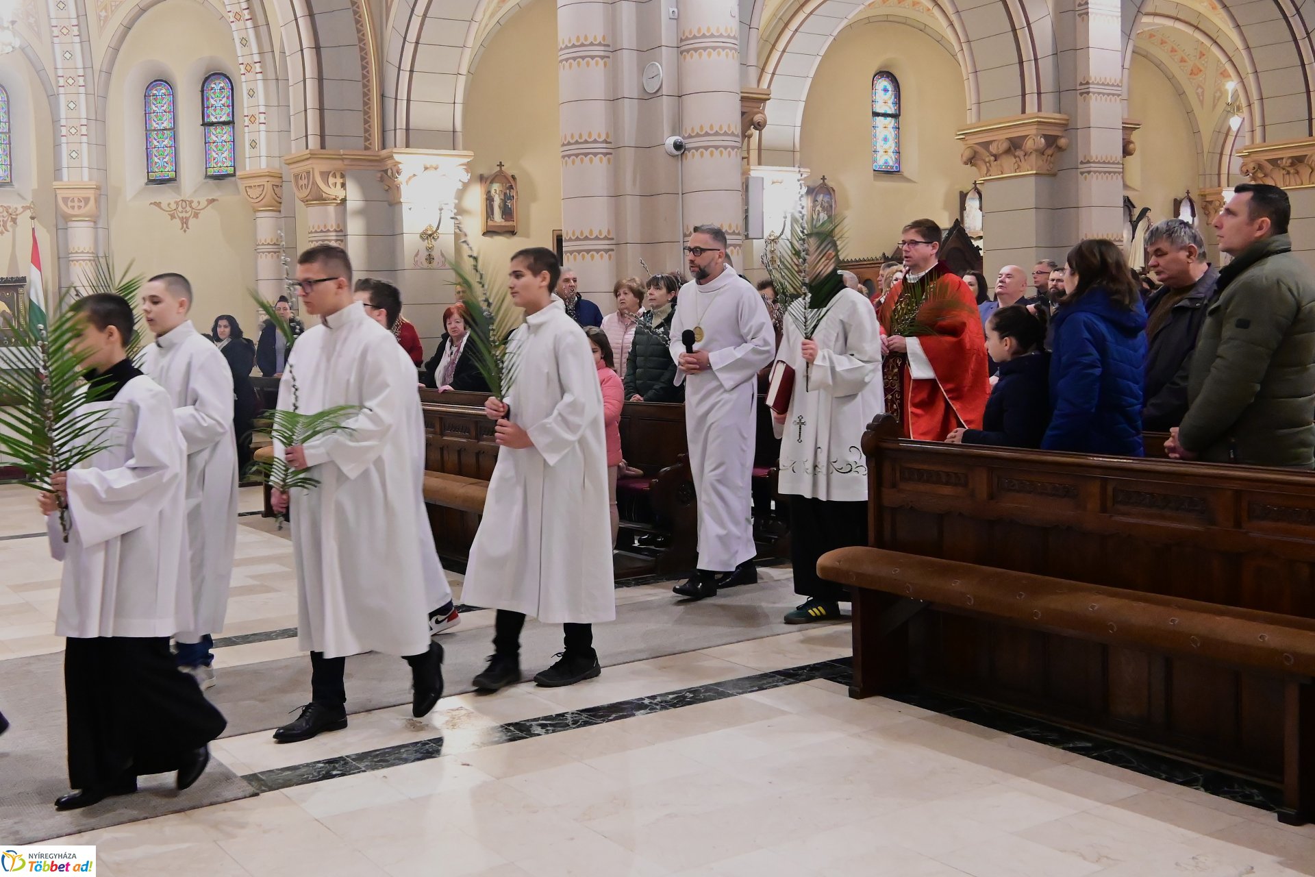 Virágvasárnap a Magyarok Nagyasszonya-társszékesegyházban Nyíregyházán