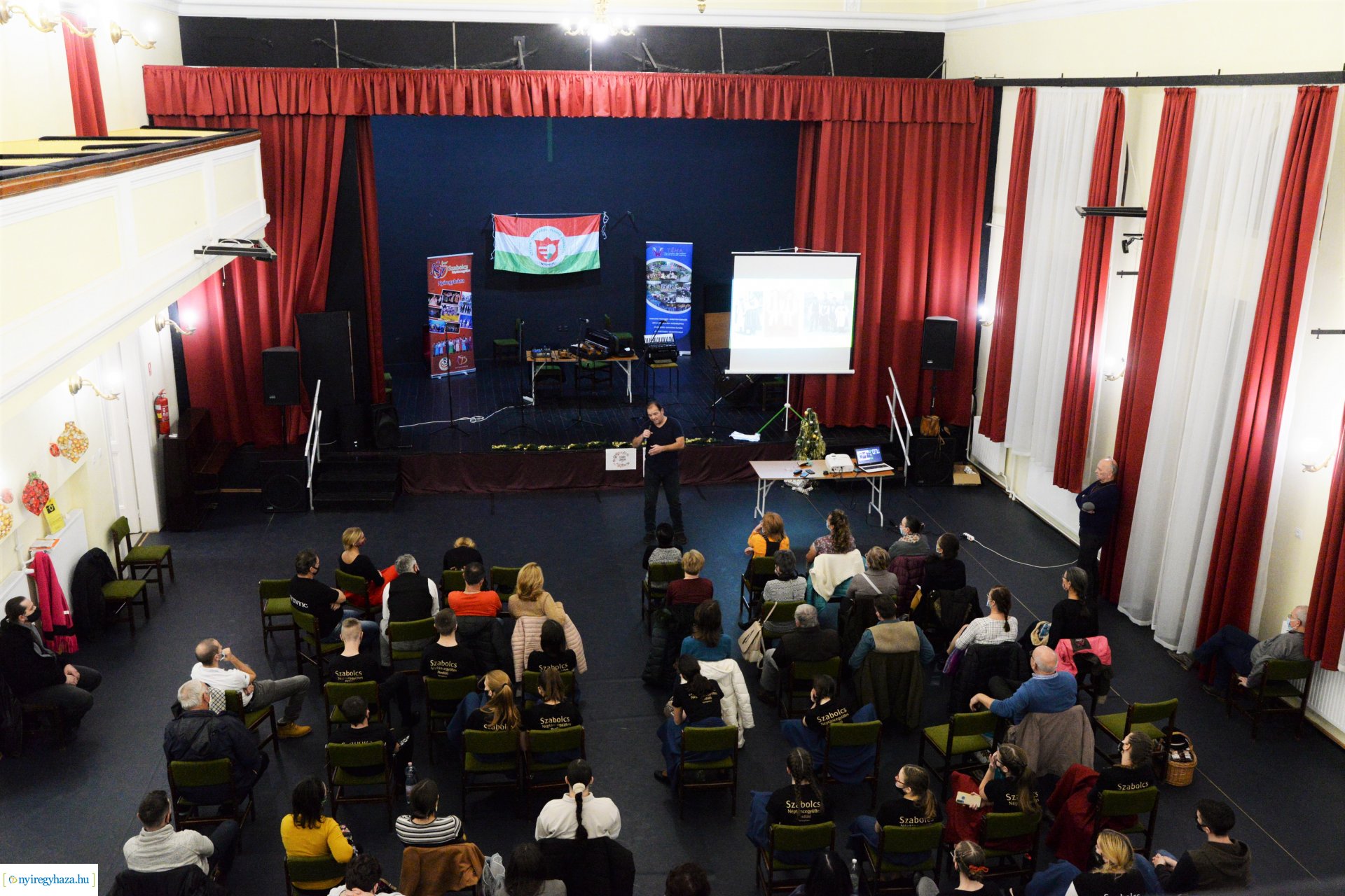   Visai táncház és néprajzi előadás a Kölyökvárban