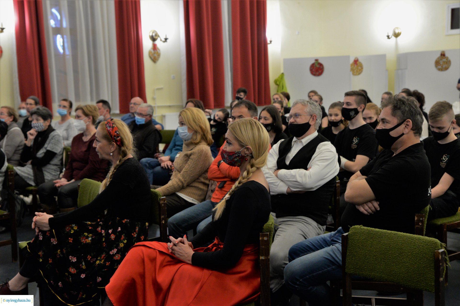   Visai táncház és néprajzi előadás a Kölyökvárban