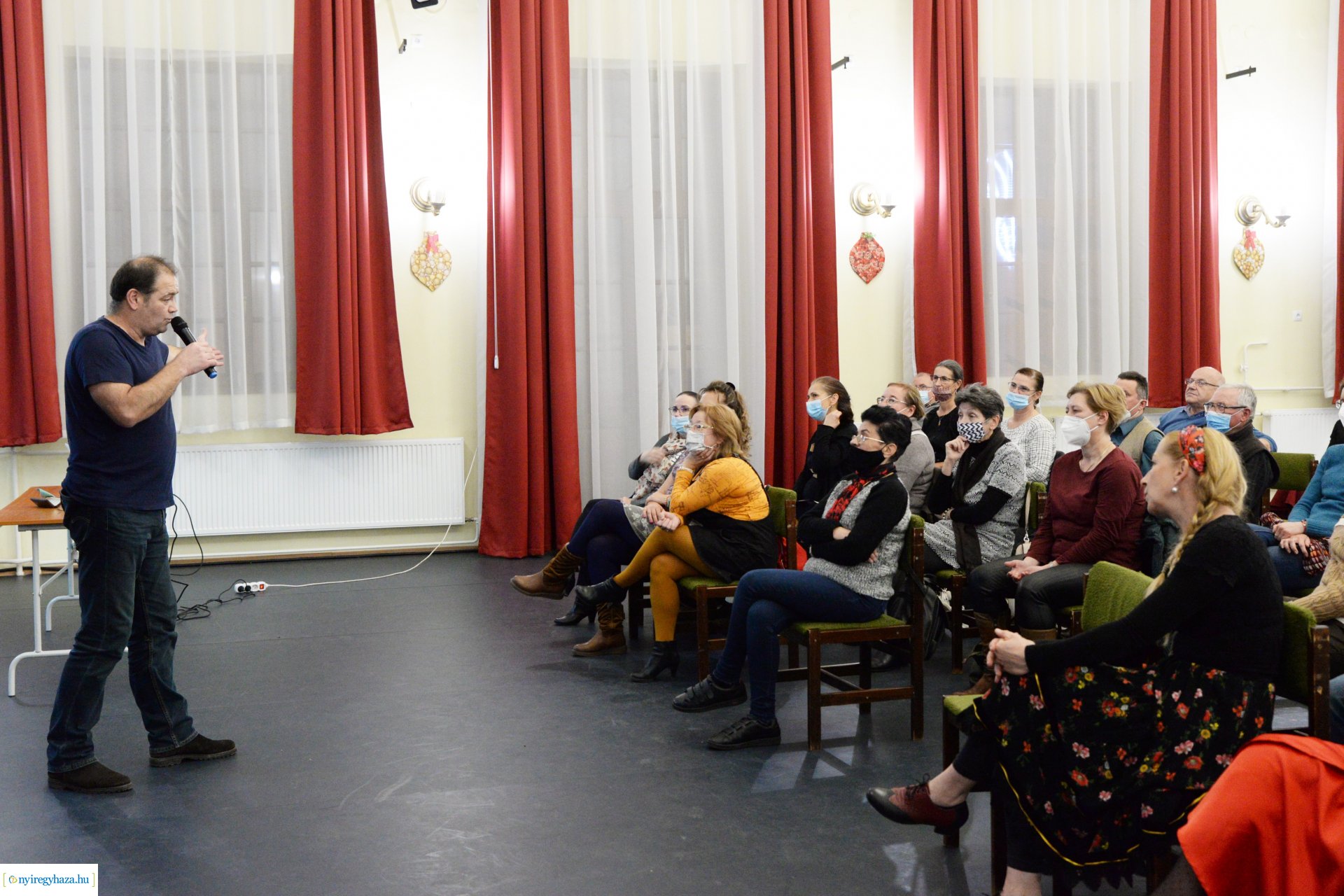   Visai táncház és néprajzi előadás a Kölyökvárban