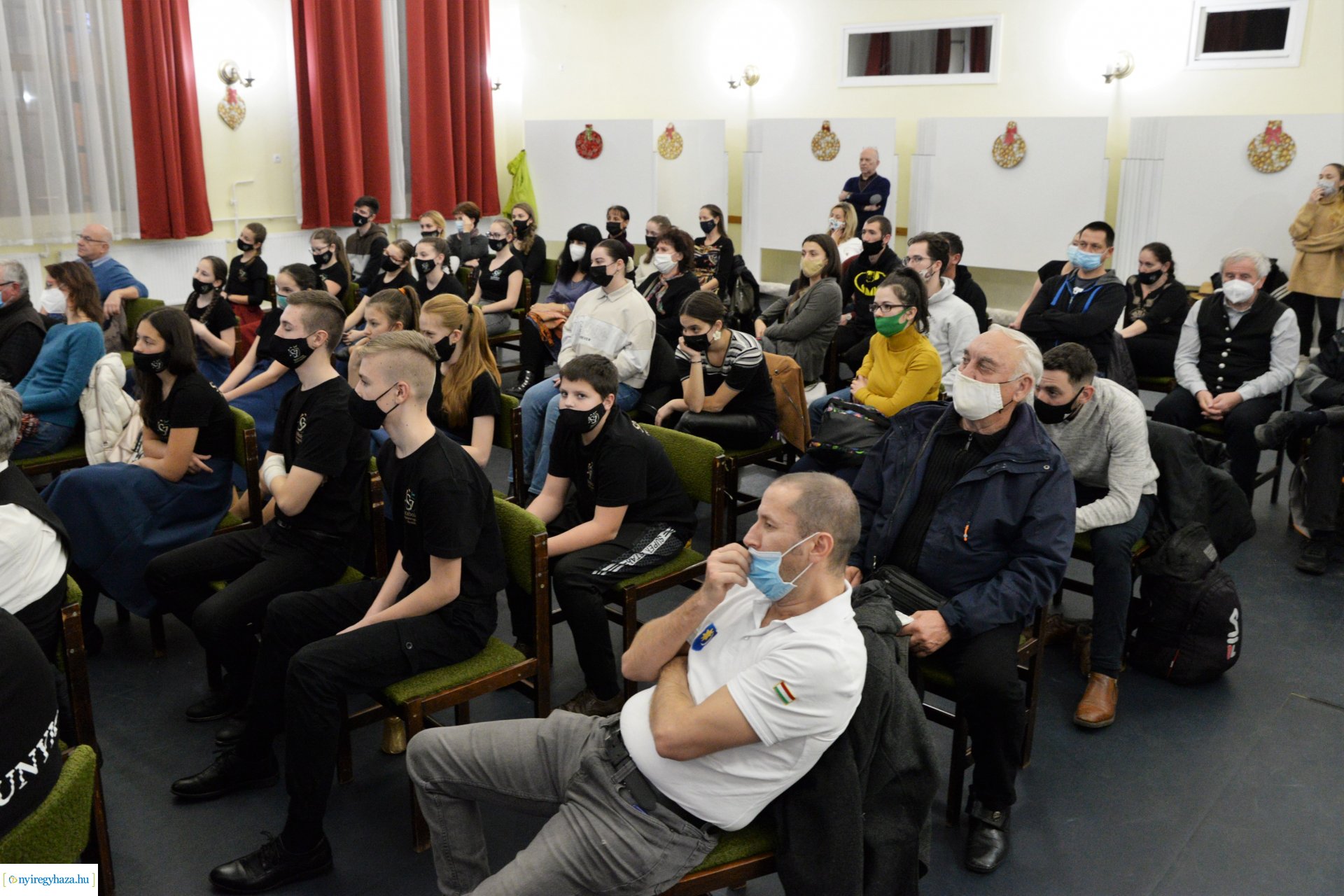   Visai táncház és néprajzi előadás a Kölyökvárban