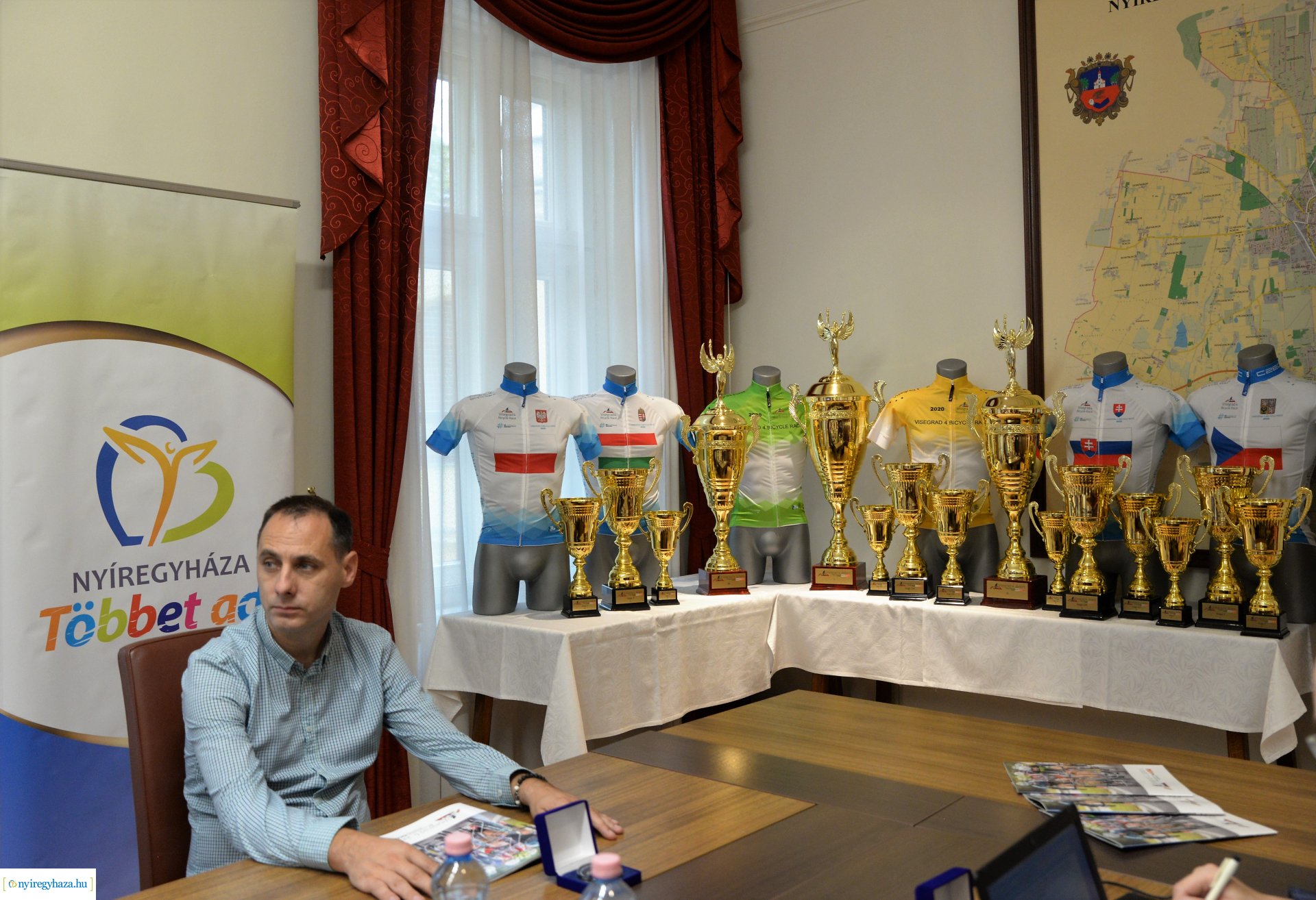 VISEGRAD 4 JUNIORS Világkupa sajtótájékoztató