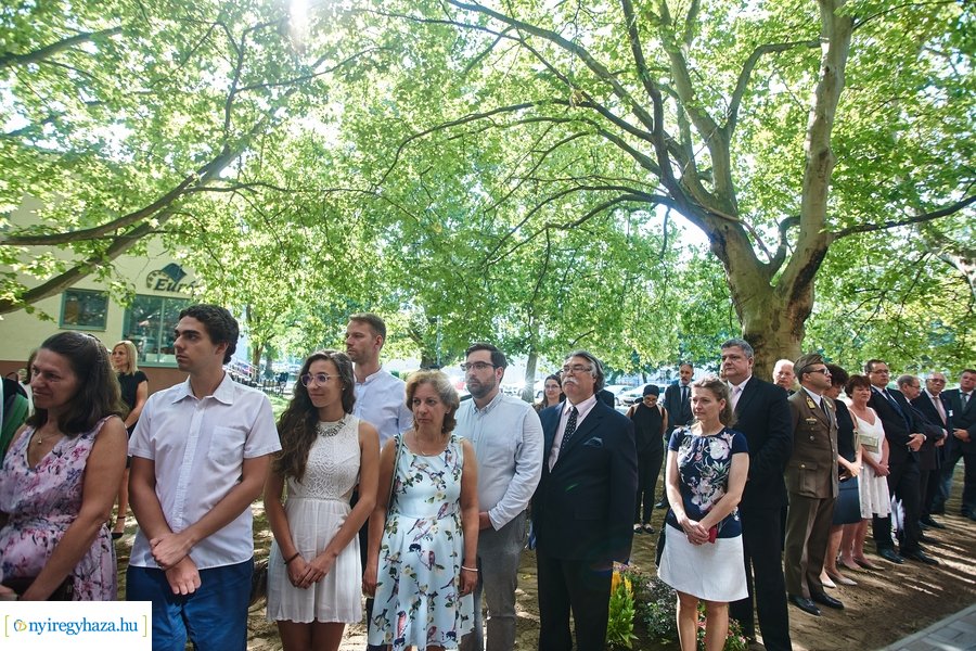 vitéz Mikecz Kálmán Honvéd Kollégium átadó