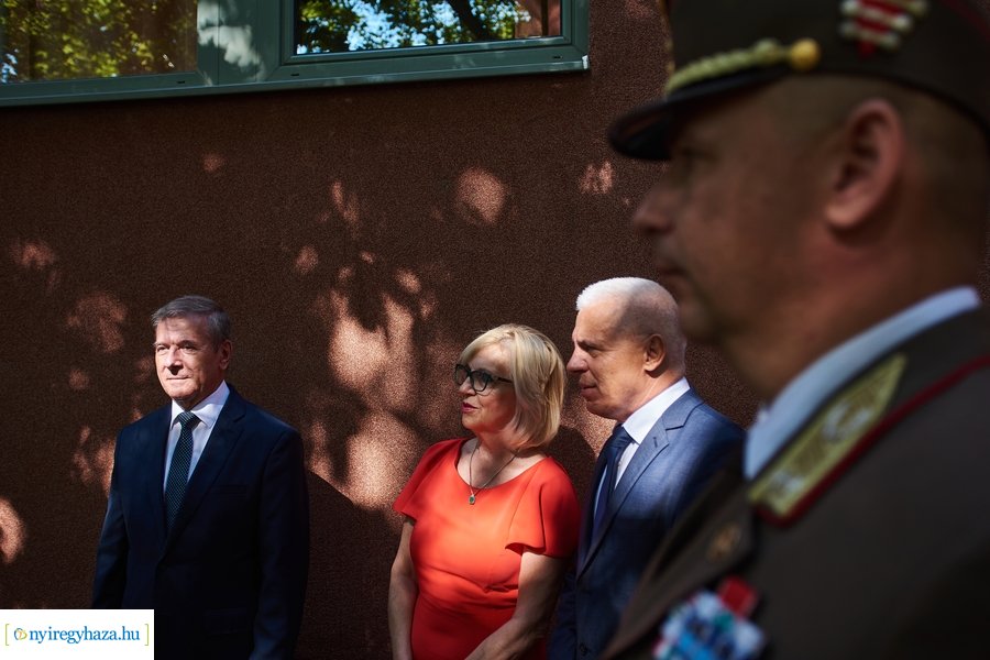 vitéz Mikecz Kálmán Honvéd Kollégium átadó