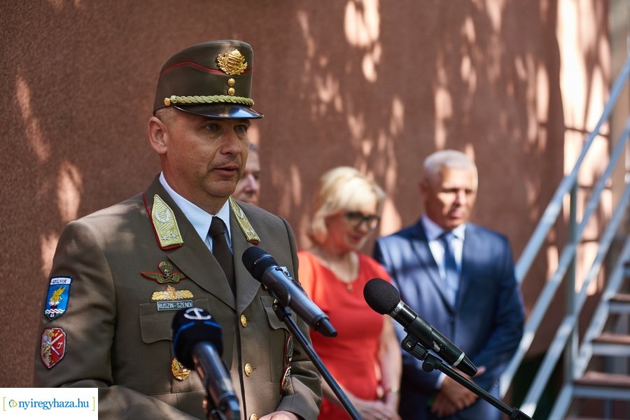 vitéz Mikecz Kálmán Honvéd Kollégium átadó