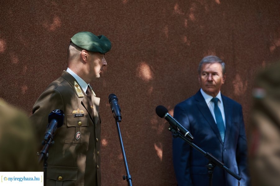 vitéz Mikecz Kálmán Honvéd Kollégium átadó