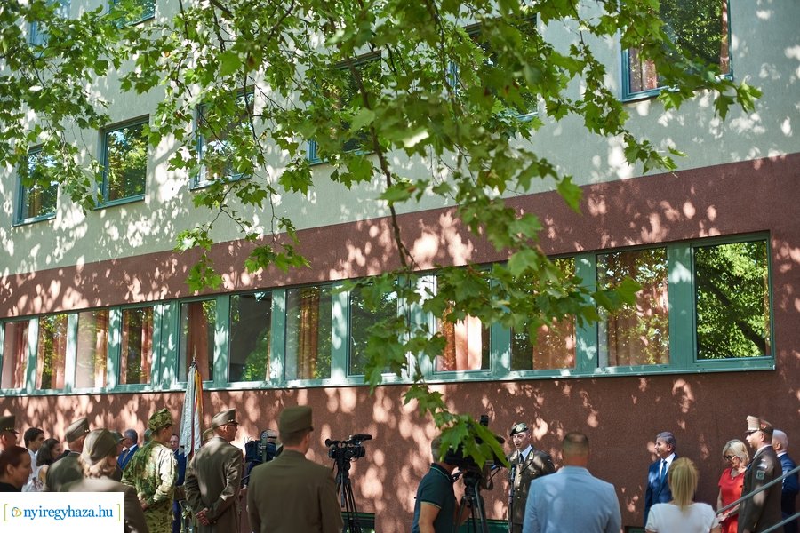 vitéz Mikecz Kálmán Honvéd Kollégium átadó
