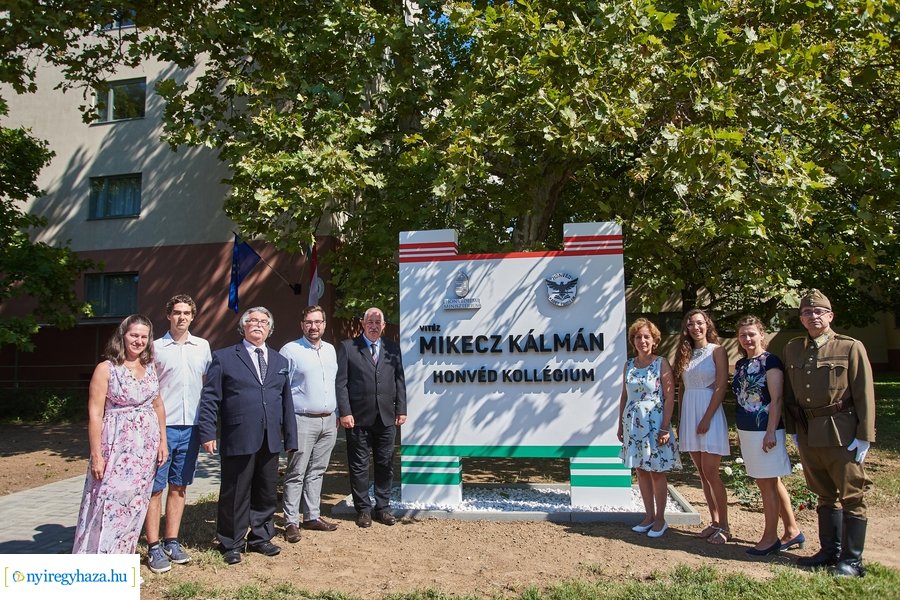 vitéz Mikecz Kálmán Honvéd Kollégium átadó
