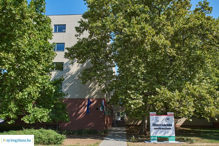 vitéz Mikecz Kálmán Honvéd Kollégium átadó