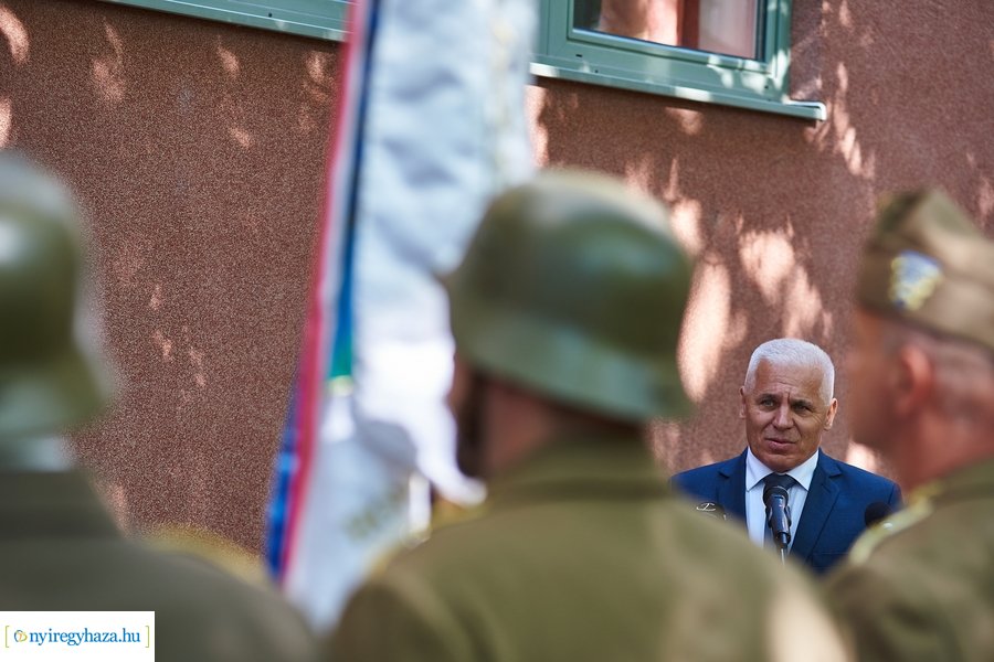 vitéz Mikecz Kálmán Honvéd Kollégium átadó