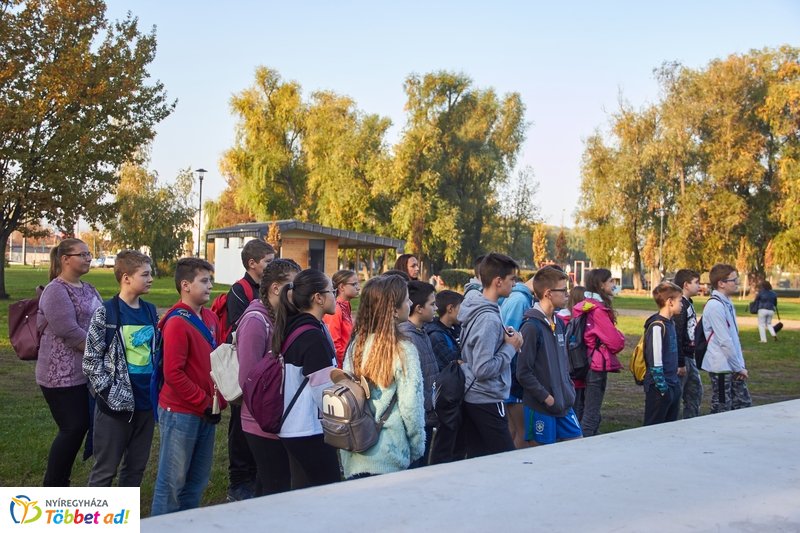 Vizesnyolcas vetélkedő a Bujtosi Városligetben