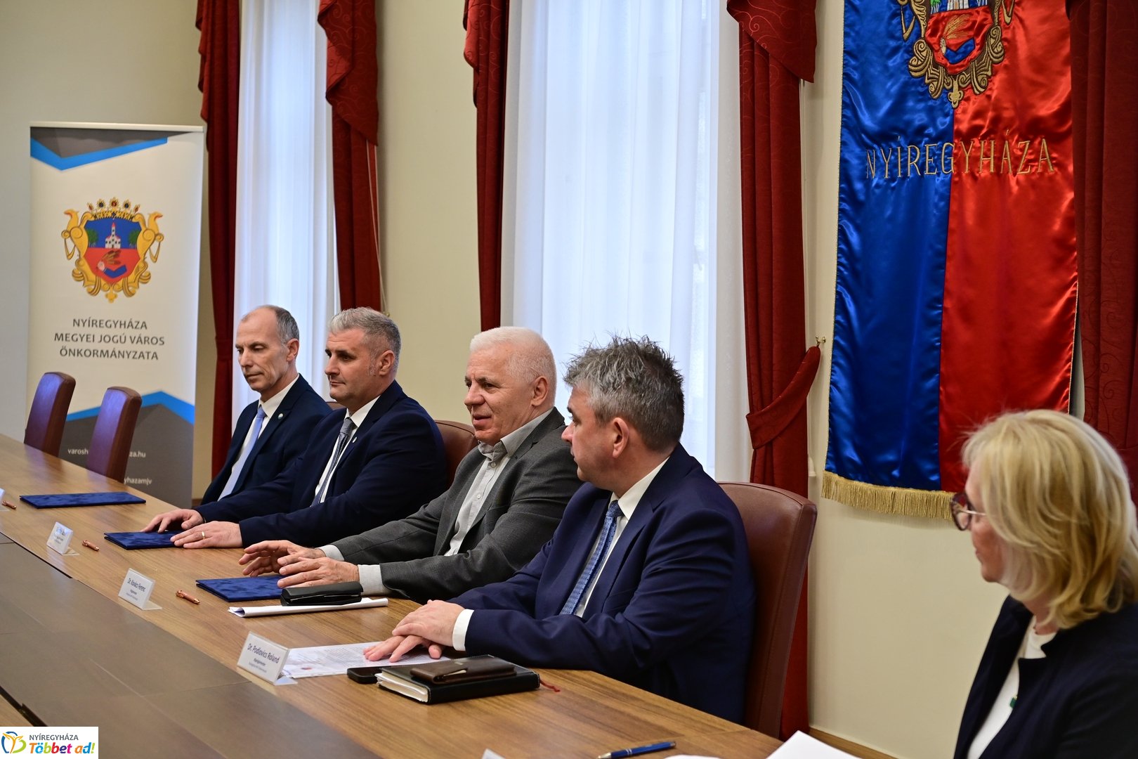 Vízgazdálkodási együttműködési aláírás a Városházán 2026