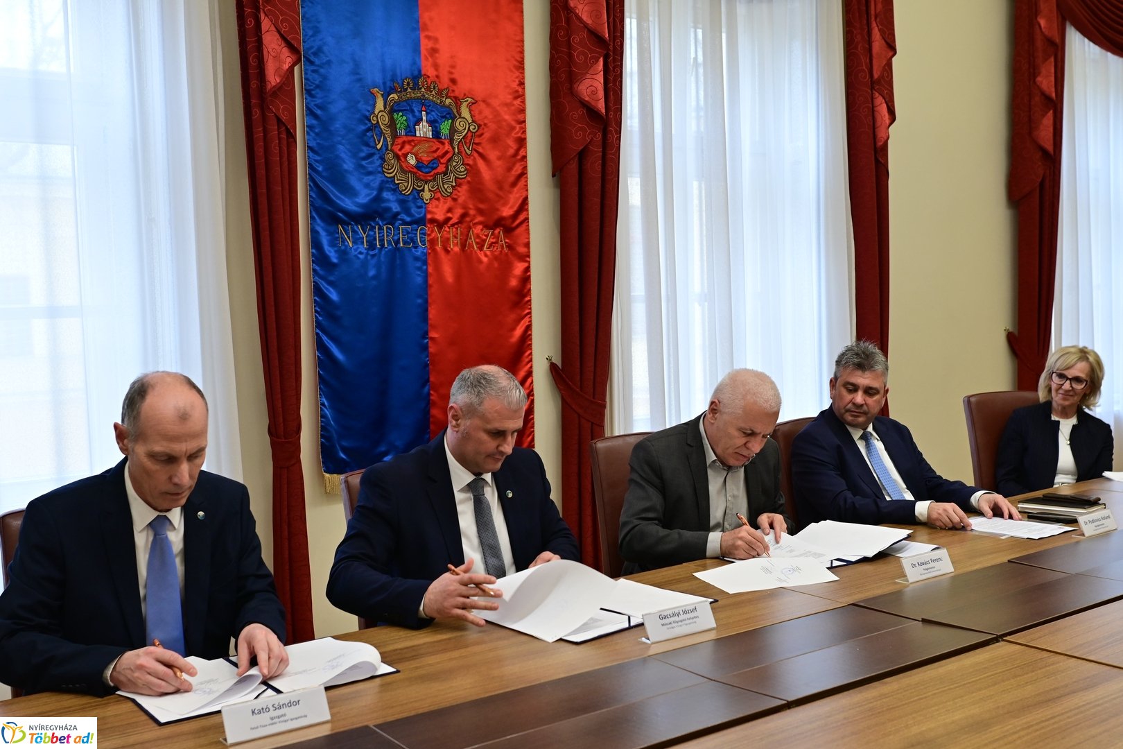 Vízgazdálkodási együttműködési aláírás a Városházán 2026